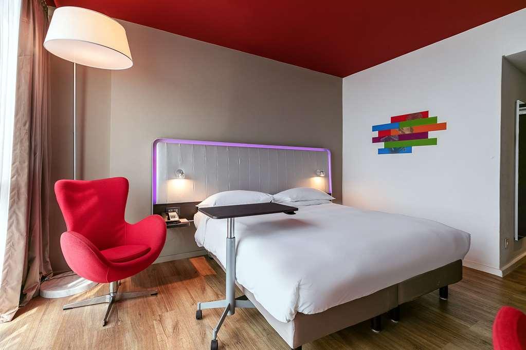 Park Inn By Radisson Libreville Room photo